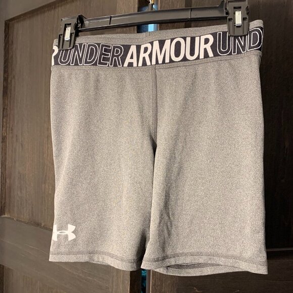 Under Armour gray compression shorts - Picture 1 of 3